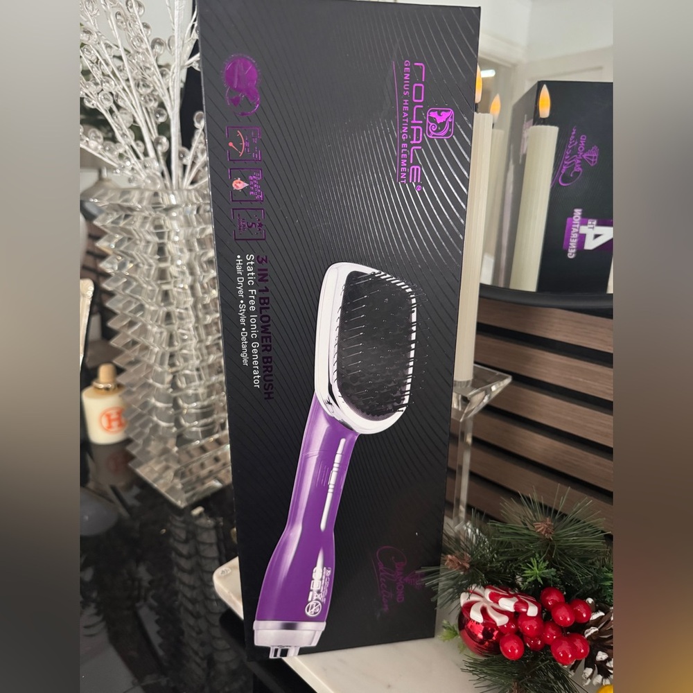 Royale 3 in 1 Drying Brush, Styler,
& Detangler static Free ionic generacon - Picture 11 of 11